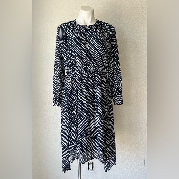 H&M Zig Zag Midi Dress Navy & White Size 8 - Picture 1 of 5